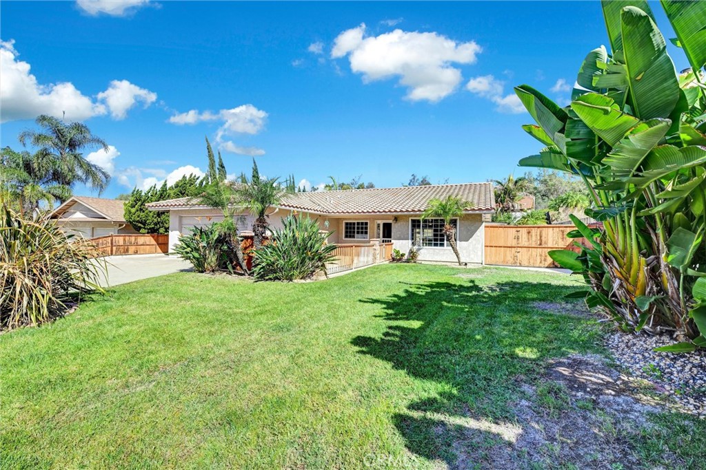 2082 Valley Lake Drive, El Cajon, CA 92020