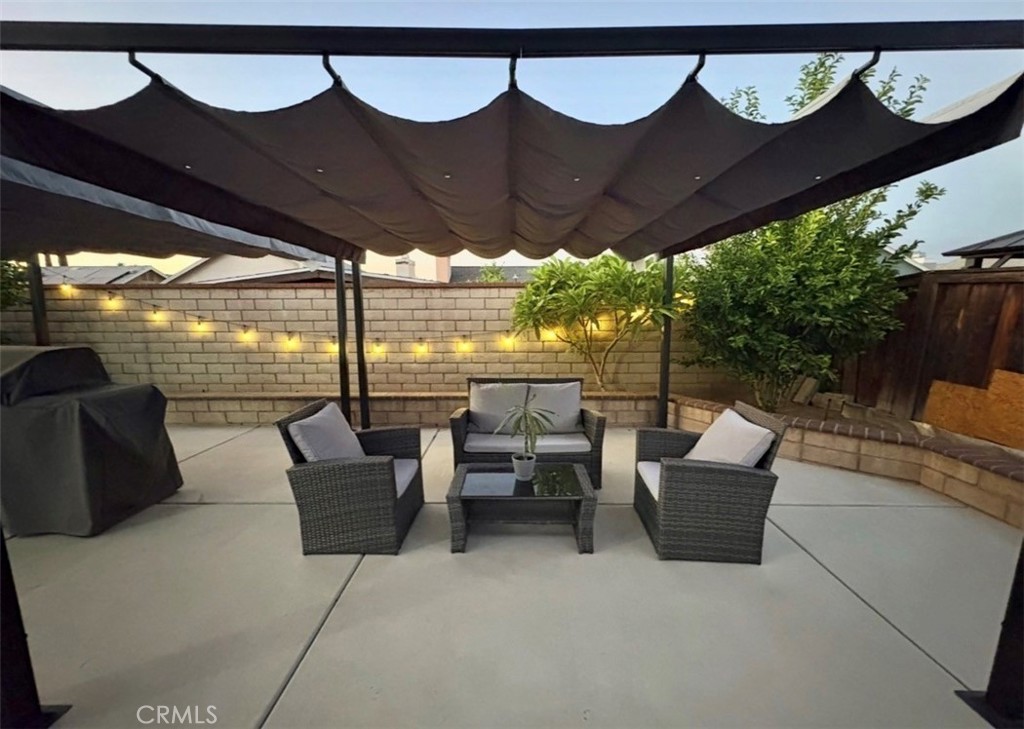 518 Lassa Way, Perris, CA 92571