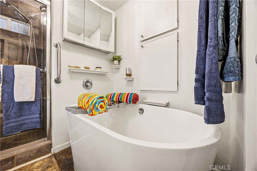73741 Broadmoor Drive, Thousand Palms, CA 92276