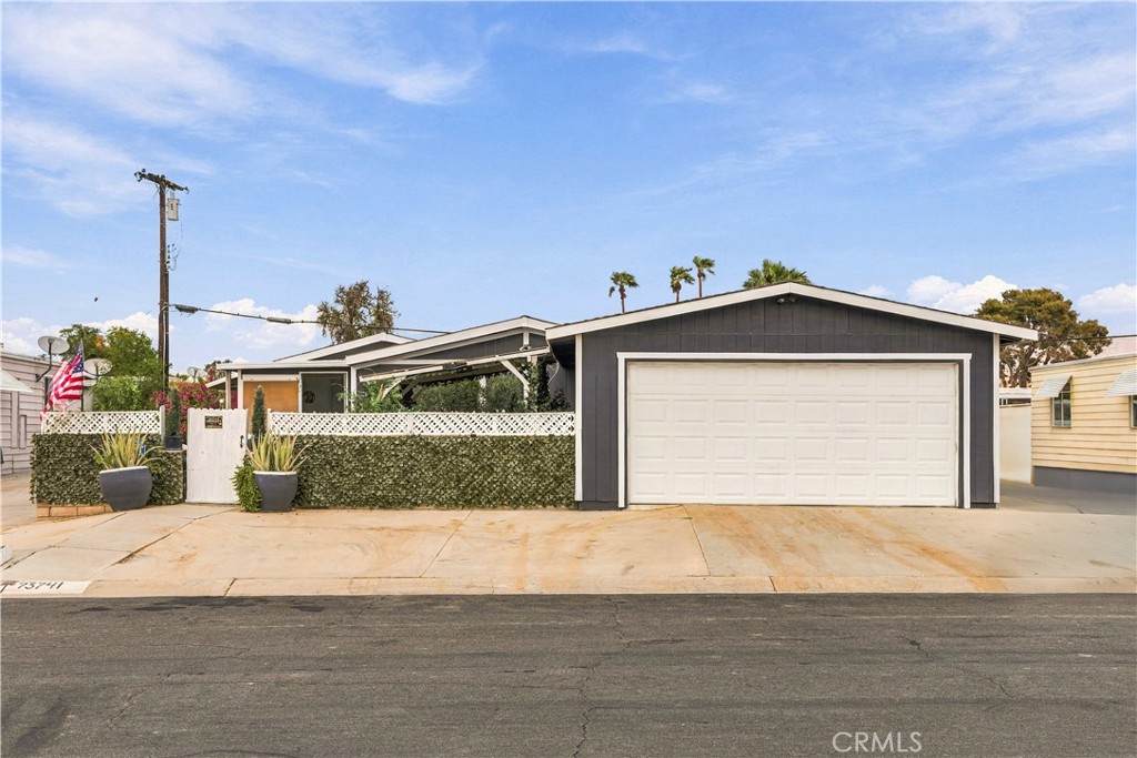 73741 Broadmoor Drive, Thousand Palms, CA 92276