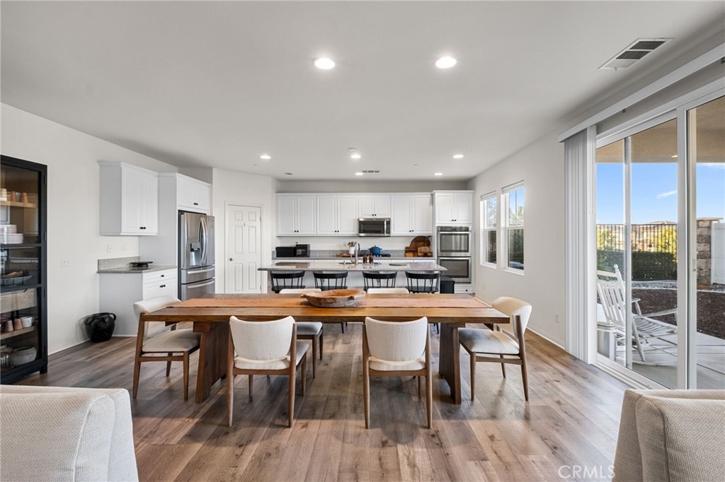 30452 Full Moon Court, Murrieta, CA 92563