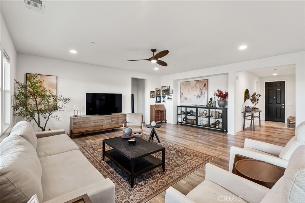30452 Full Moon Court, Murrieta, CA 92563