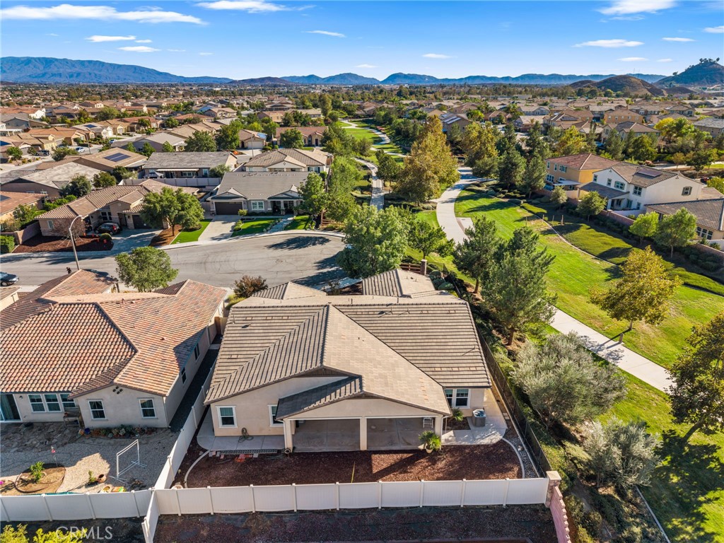 30452 Full Moon Court, Murrieta, CA 92563