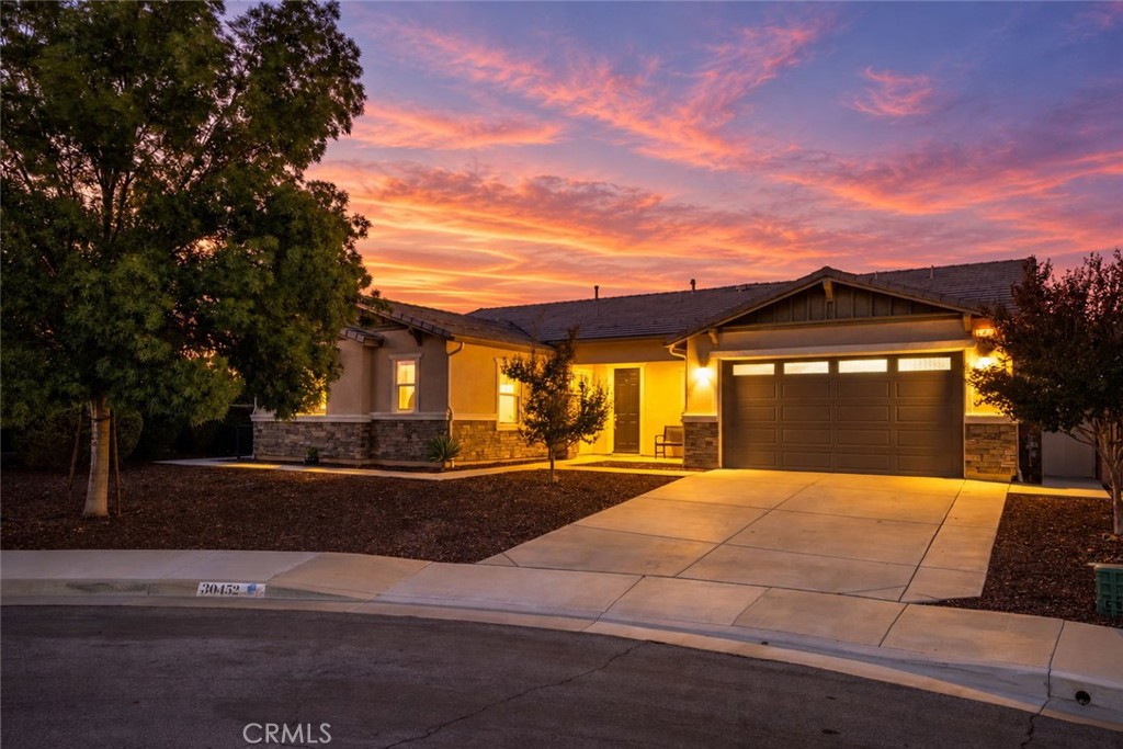 30452 Full Moon Court, Murrieta, CA 92563