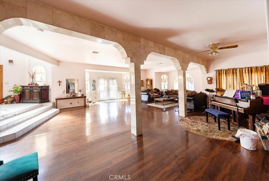 23585 Wildomar Trail, Wildomar, CA 92595