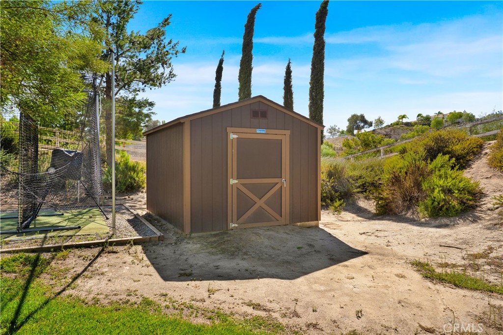 41945 Calle Contento, Temecula, CA 92592