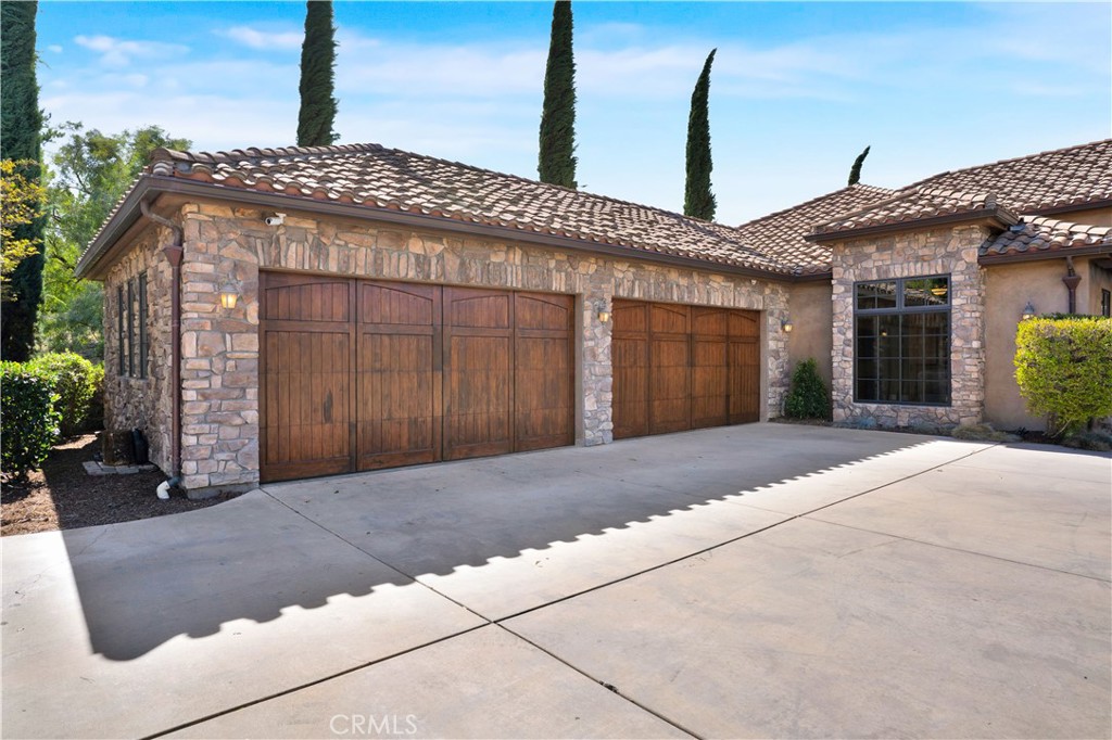 41945 Calle Contento, Temecula, CA 92592