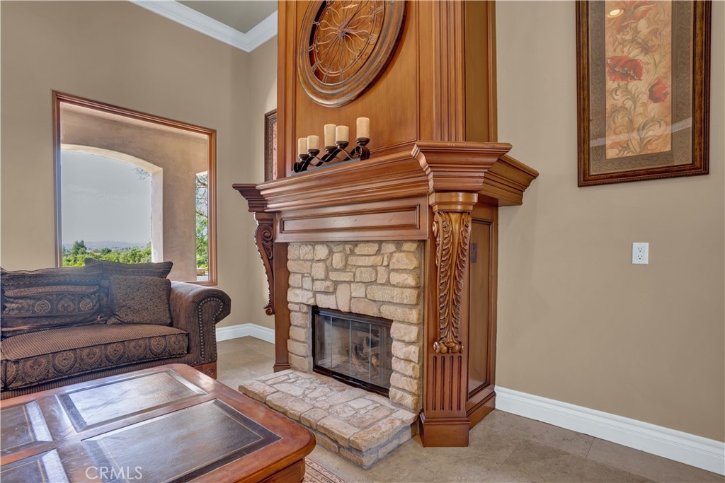 41945 Calle Contento, Temecula, CA 92592