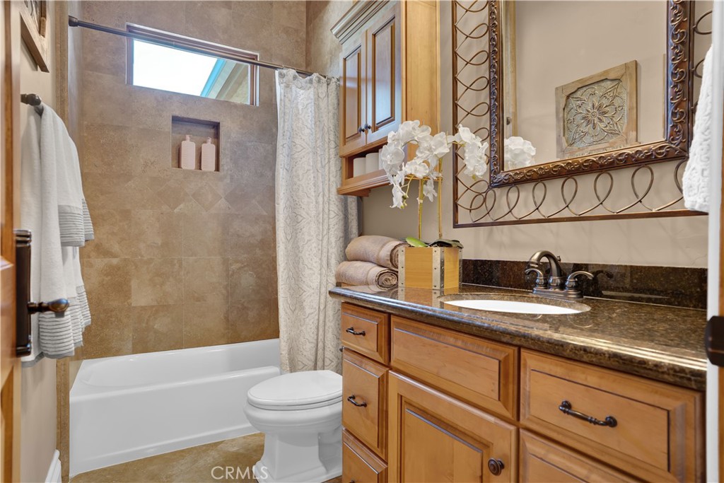 41945 Calle Contento, Temecula, CA 92592