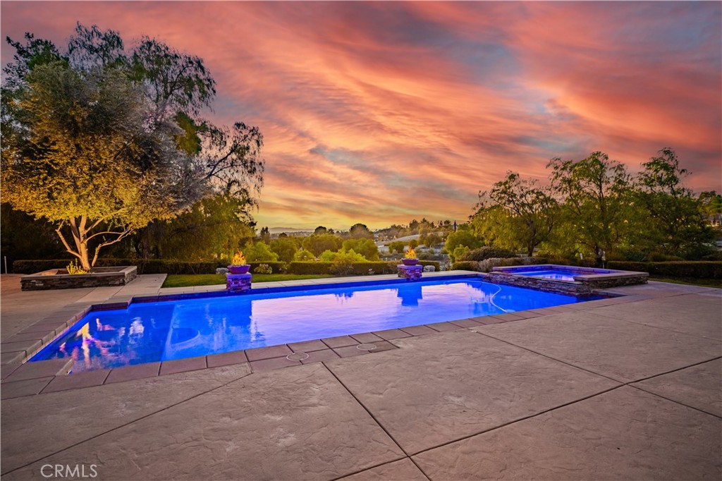 41945 Calle Contento, Temecula, CA 92592 41945 Calle Contento, Temecula, CA 92592