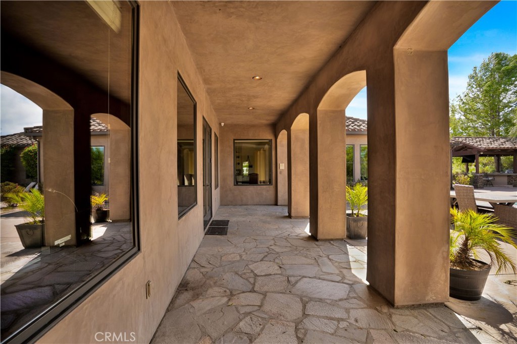 41945 Calle Contento, Temecula, CA 92592