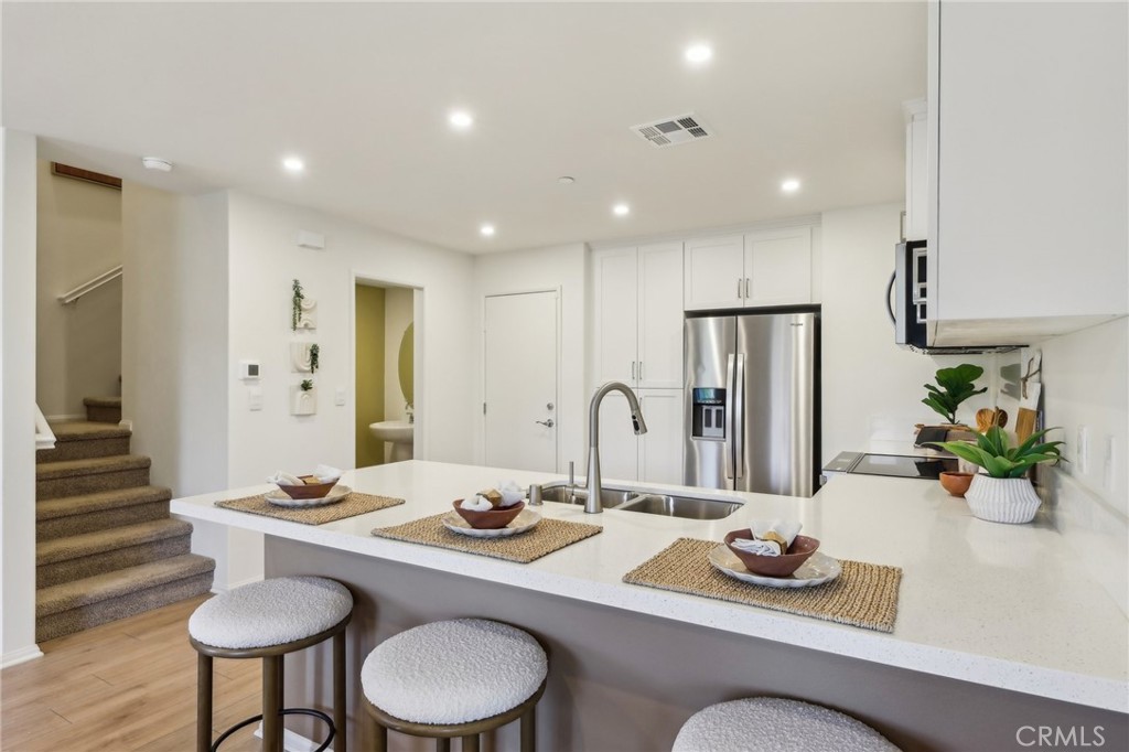 MODEL HOME