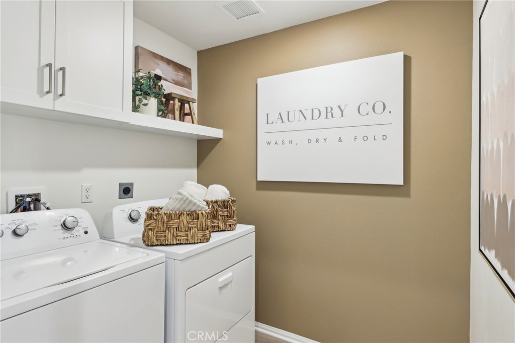 MODEL HOME