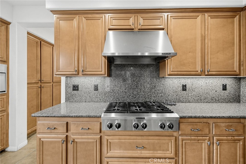 14099 Springwater, Corona, CA 92880
