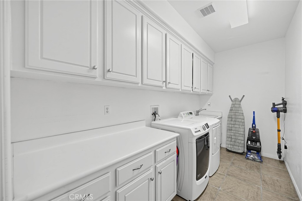 14099 Springwater, Corona, CA 92880