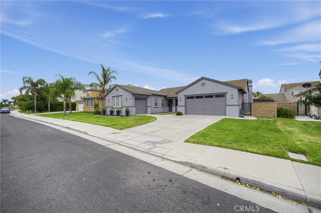 14099 Springwater, Corona, CA 92880 14099 Springwater, Corona, CA 92880