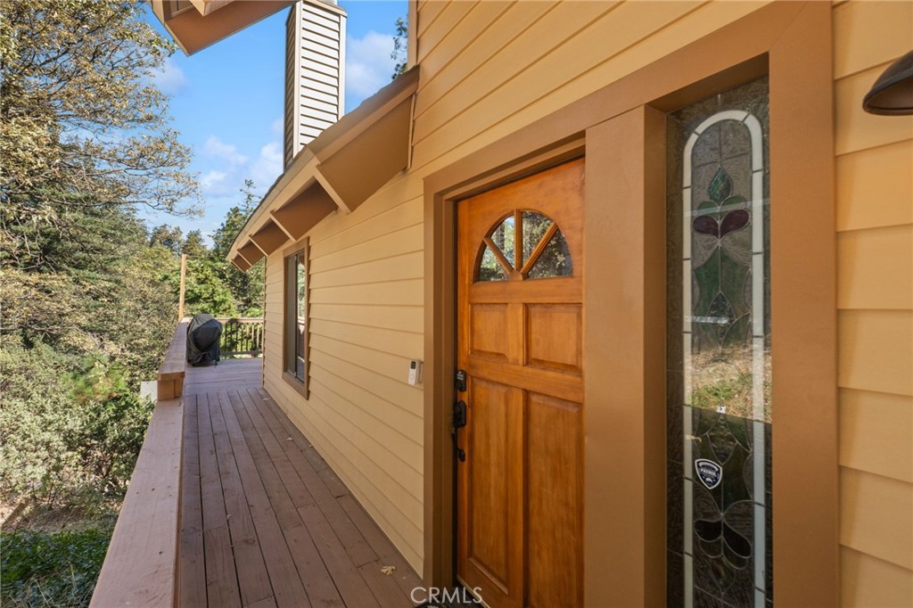 26220 Circle, Lake Arrowhead, CA 92391 26220 Circle, Lake Arrowhead, CA 92391