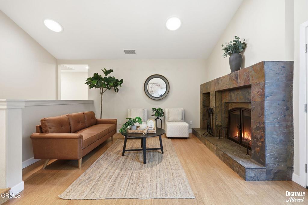 10-web-or-mls-379_McGill_Ave_Ventura_CA_