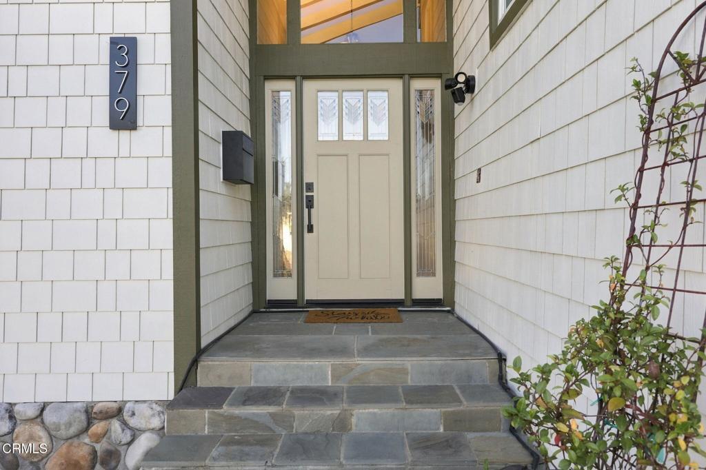 5-web-or-mls-379_McGill_Ave_Ventura_CA_9 5-web-or-mls-379_McGill_Ave_Ventura_CA_9