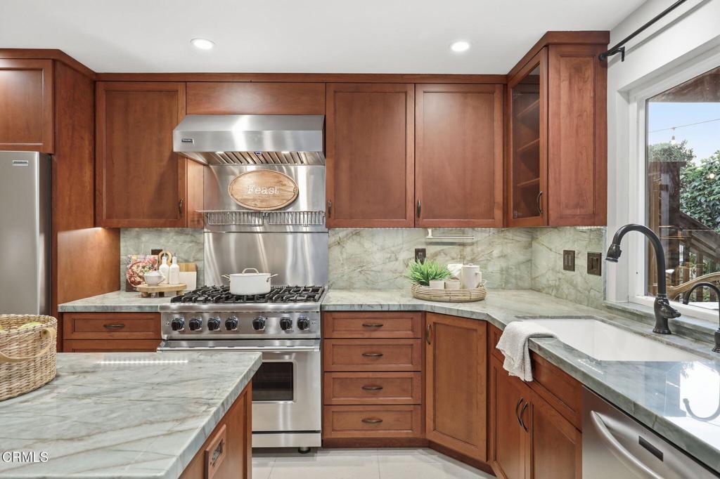 24-web-or-mls-379_McGill_Ave_Ventura_CA_
