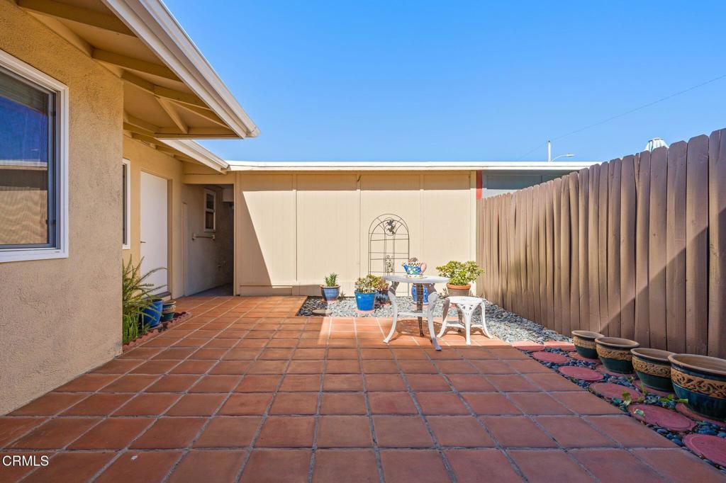 RIII_169_E_Channel_Islands_Blvd-42