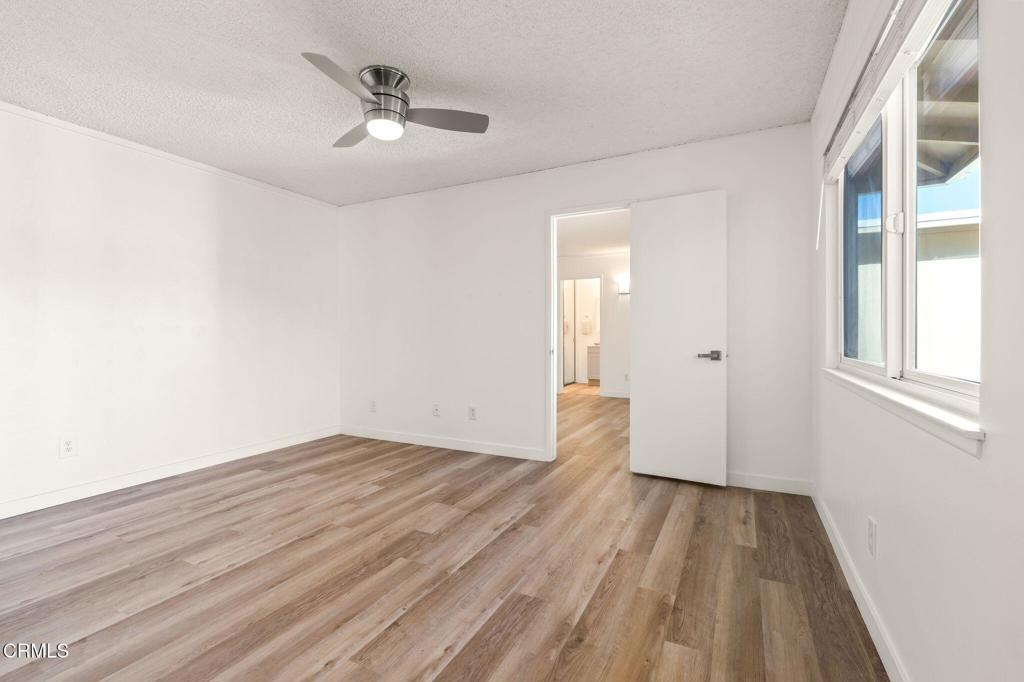 RIII_169_E_Channel_Islands_Blvd-28