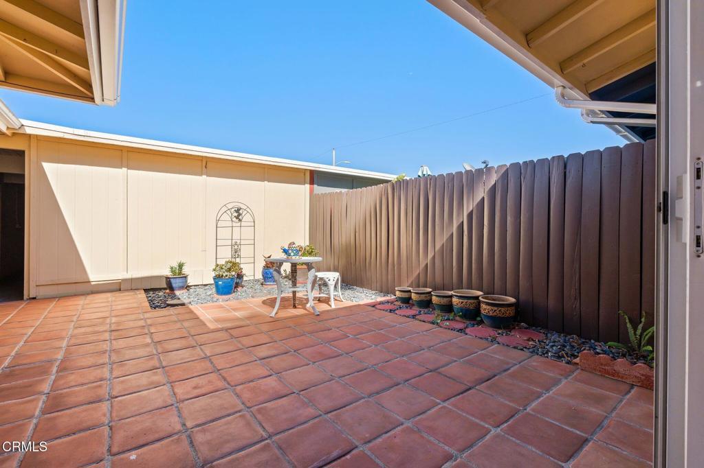 RIII_169_E_Channel_Islands_Blvd-39