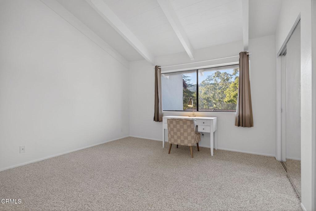 21-web-or-mls-UpmarketMedia-969 Mira-87