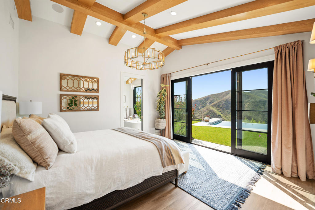 3247 Breaker Dr  MLS-48