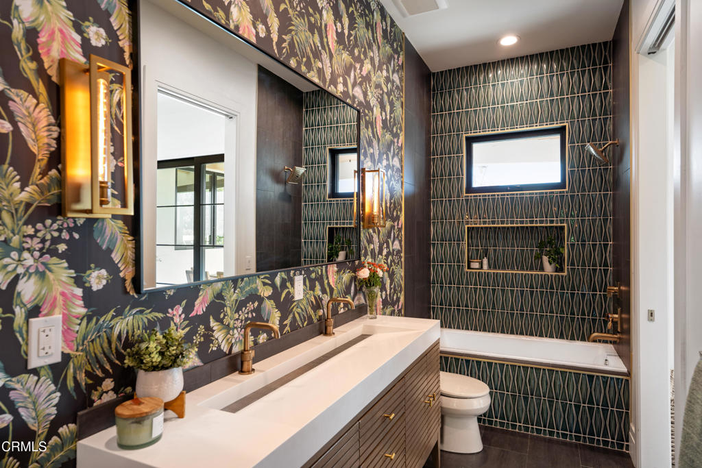 3247 Breaker Dr  MLS-38