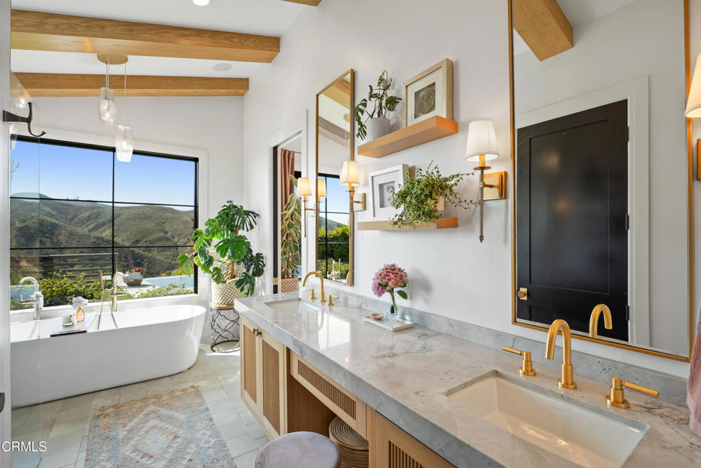 3247 Breaker Dr  MLS-55