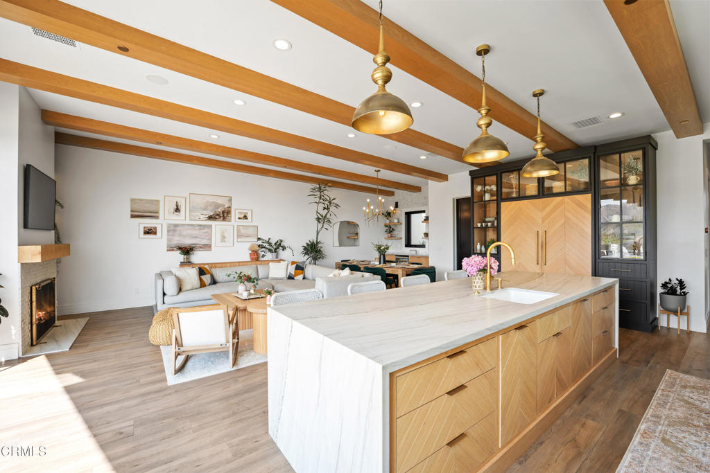 3247 Breaker Dr  MLS-26