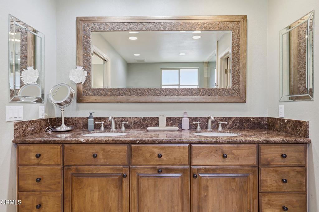 dual sinks