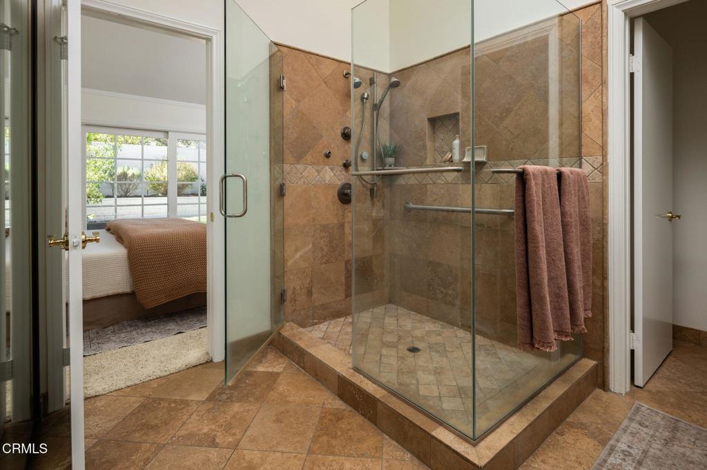 40-web-or-mls-901 Ruby-40