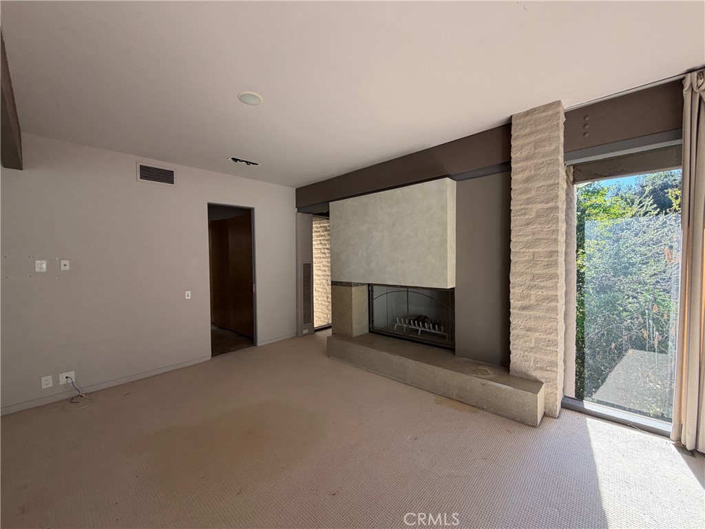 1665 Euston Rd, San Marino, CA 91108