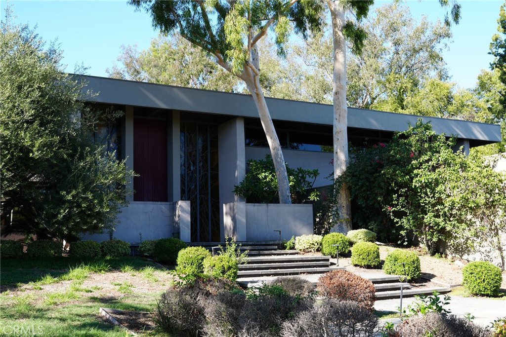 1665 Euston Rd, San Marino, CA 91108