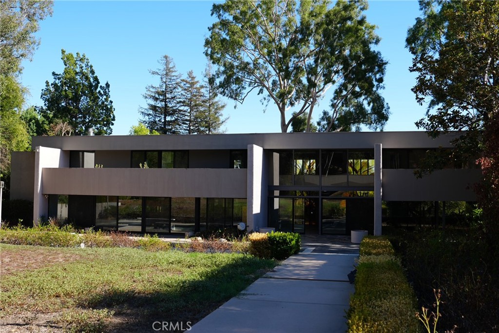 1665 Euston Rd, San Marino, CA 91108