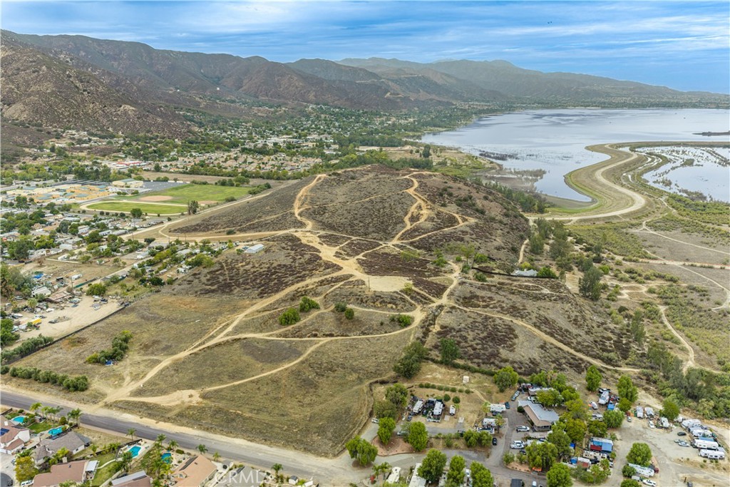 32609 Stoneman, Lake Elsinore, CA 92530 32609 Stoneman, Lake Elsinore, CA 92530