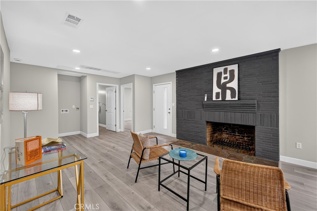 1022 W Francis, Ontario, CA 91762