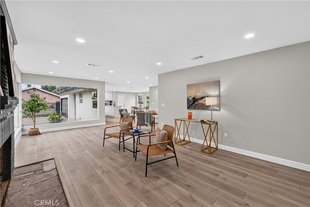 1022 W Francis, Ontario, CA 91762