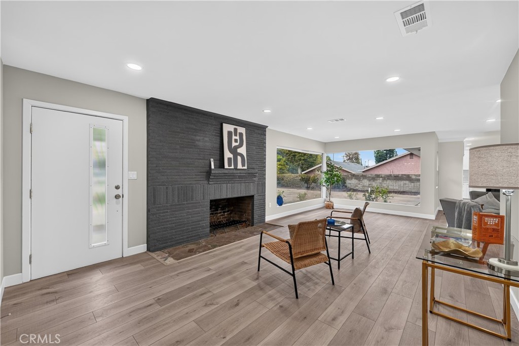 1022 W Francis, Ontario, CA 91762