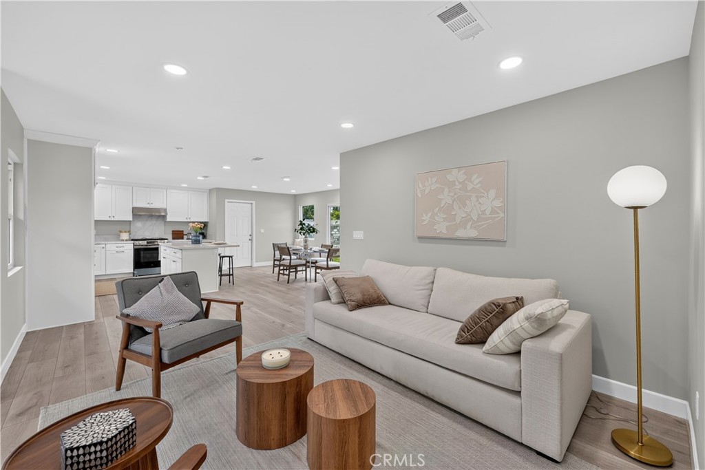1022 W Francis, Ontario, CA 91762