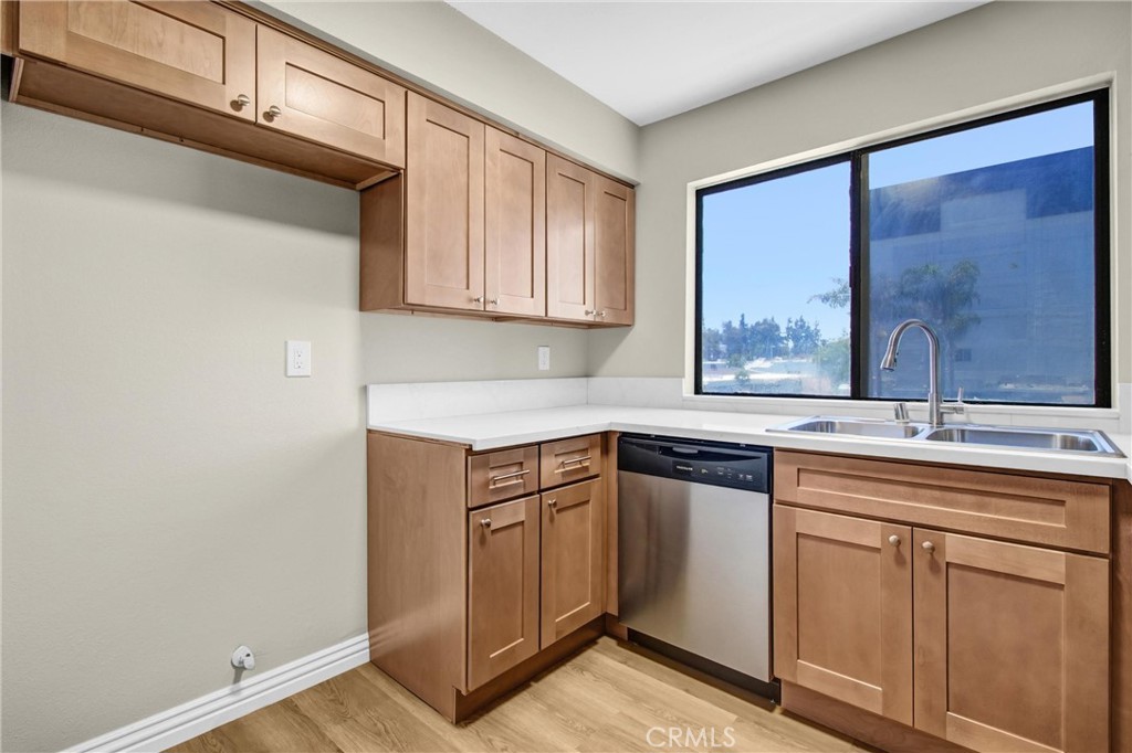 8221 Langdon Avenue, #207, Van Nuys, CA 91406