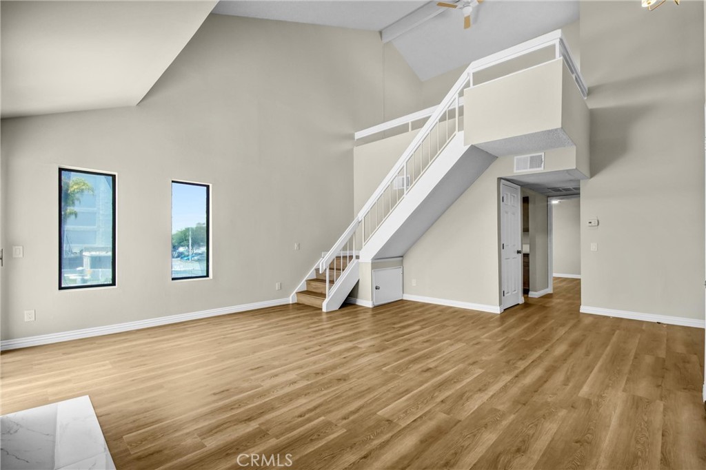 8221 Langdon Avenue, #207, Van Nuys, CA 91406
