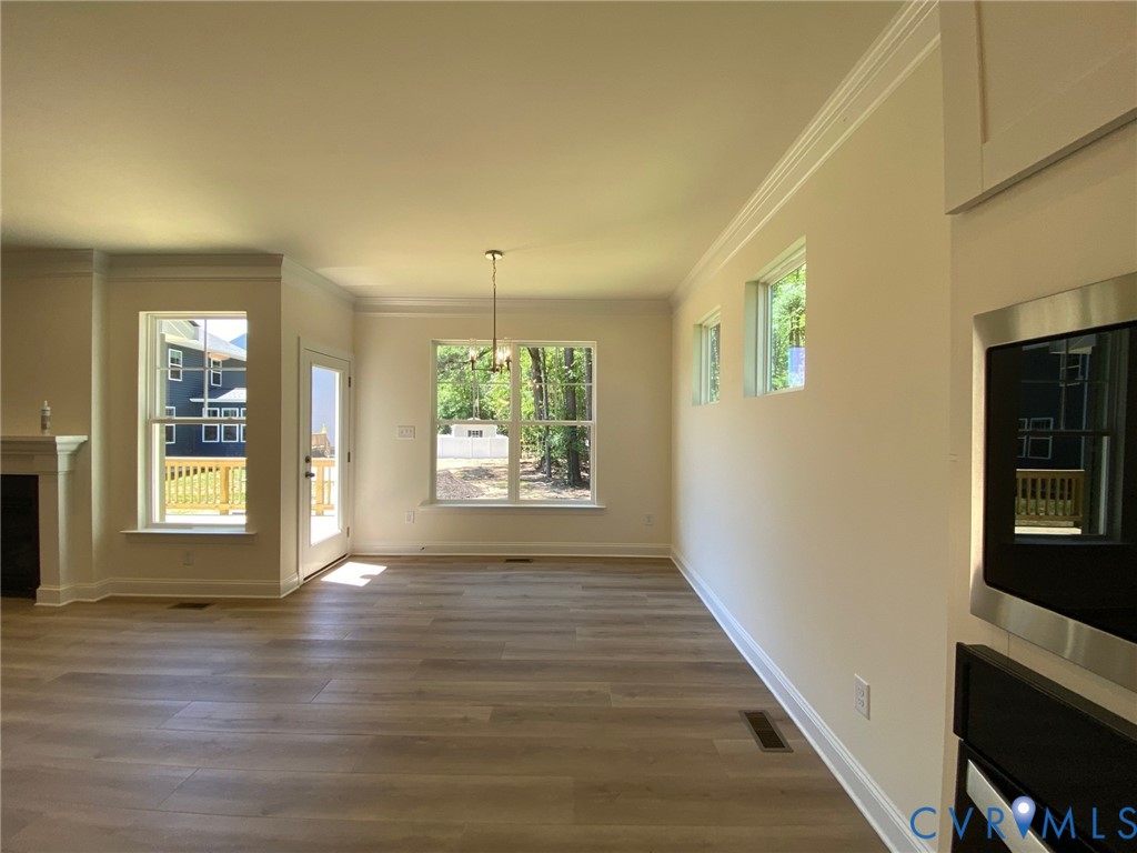 OPEN CONCEPT DESIGNER KITCHEN