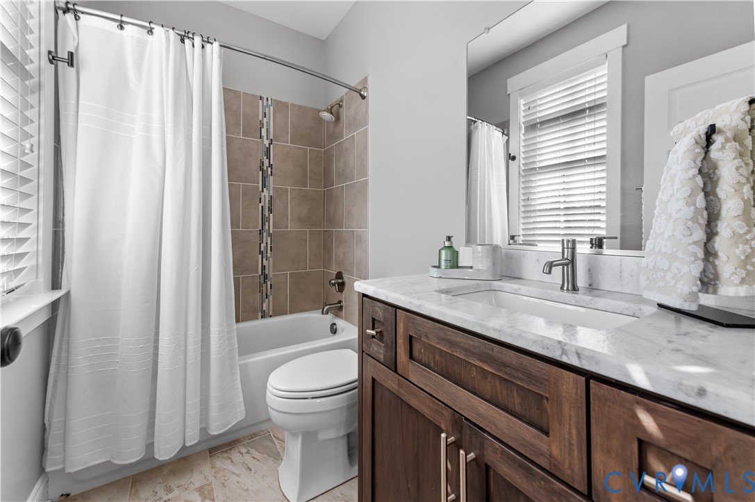 16030 Drumone Road, Midlothian, VA 23112