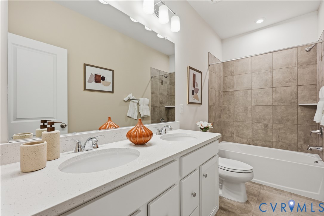 13232 Brattice Loop, Midlothian, VA 23114 13232 Brattice Loop, Midlothian, VA 23114