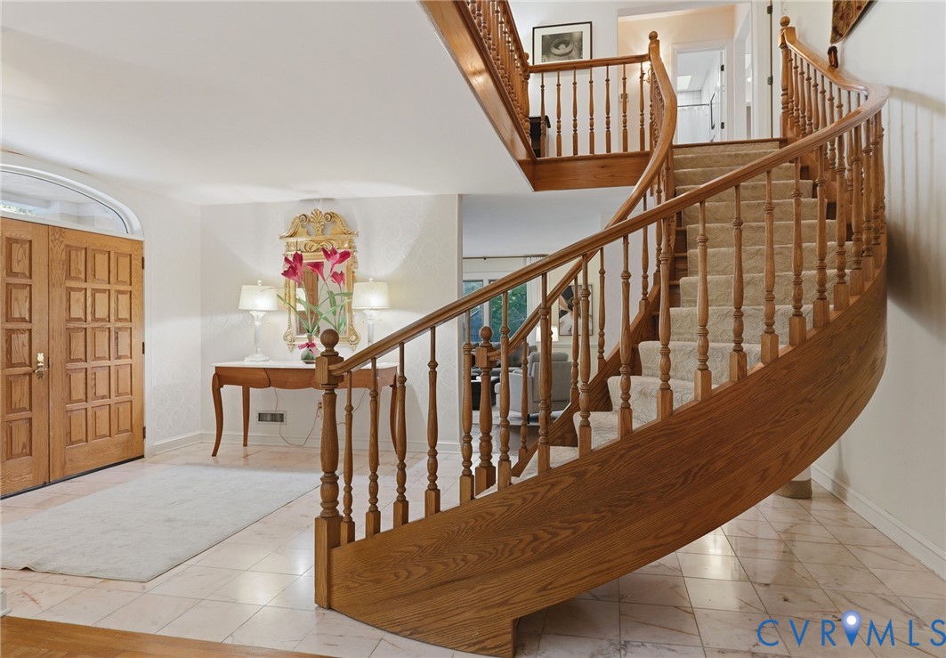 10 Welwyn Court, Collegiate School, Henrico, VA 23229 10 Welwyn Court, Collegiate School, Henrico, VA 23229