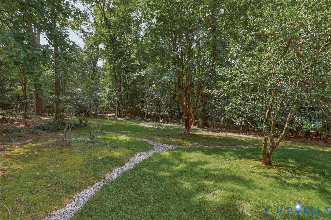 10 Welwyn Court, Collegiate School, Henrico, VA 23229