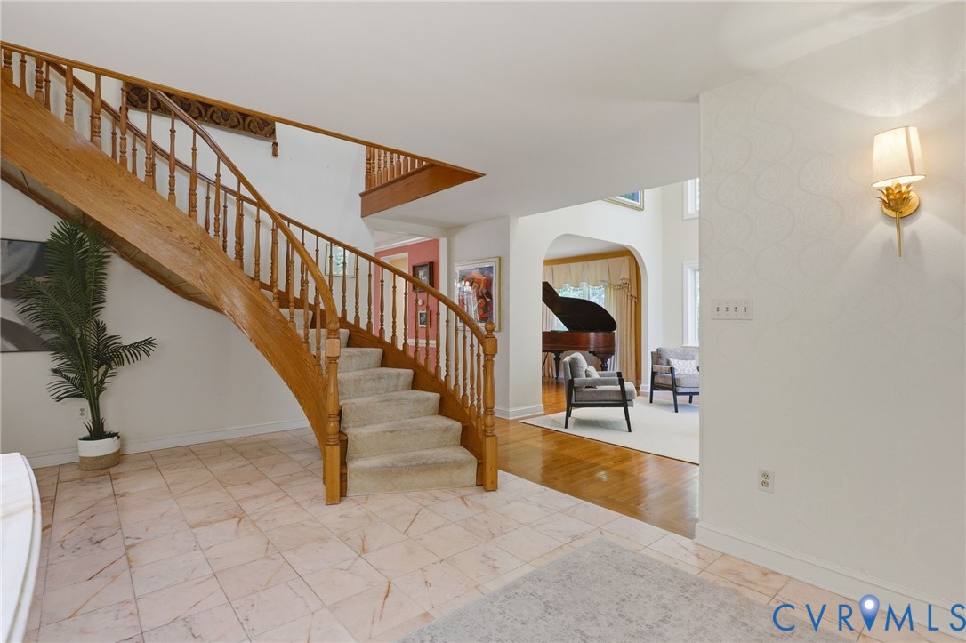 10 Welwyn Court, Collegiate School, Henrico, VA 23229 10 Welwyn Court, Collegiate School, Henrico, VA 23229